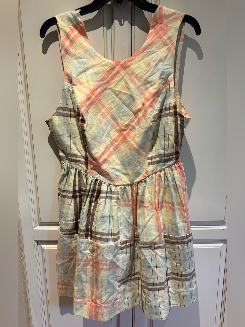 LyreBird Short checkered dress size M has pockets